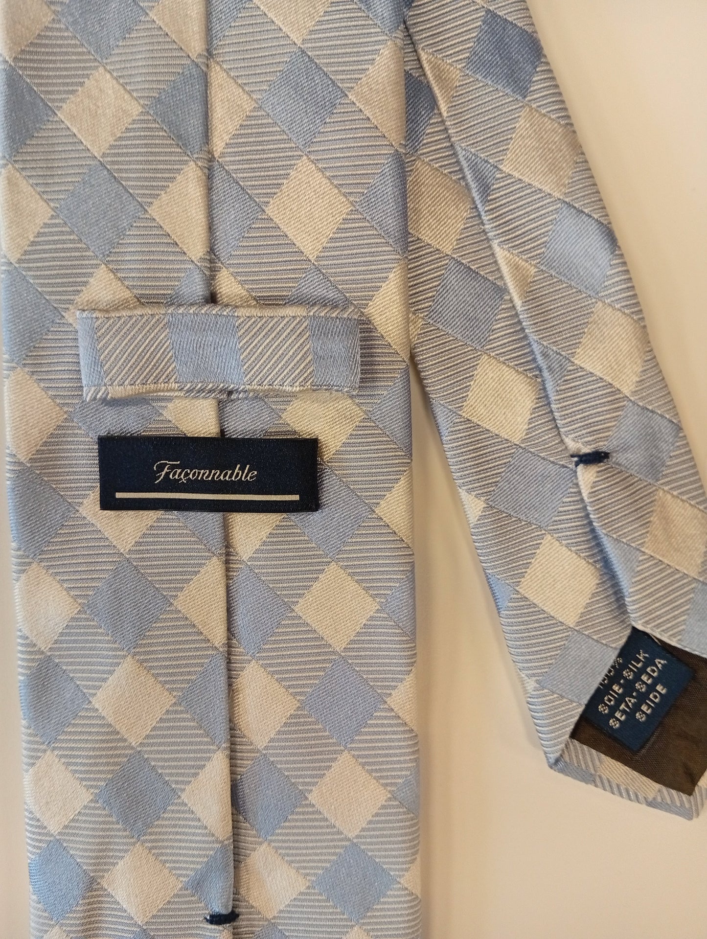 Zijden stropdas – licht patroon – klassieke, elegante stijl – Faconnable