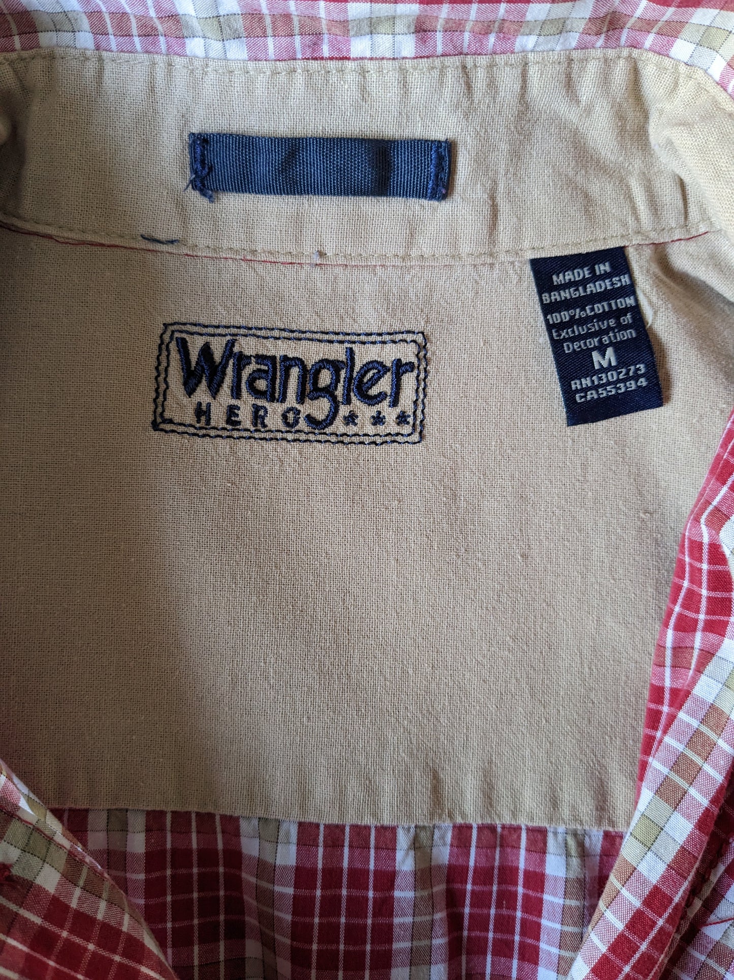 Wrangler overhemd korte mouw. Rood Beige Wit geruit. Maat M / L.