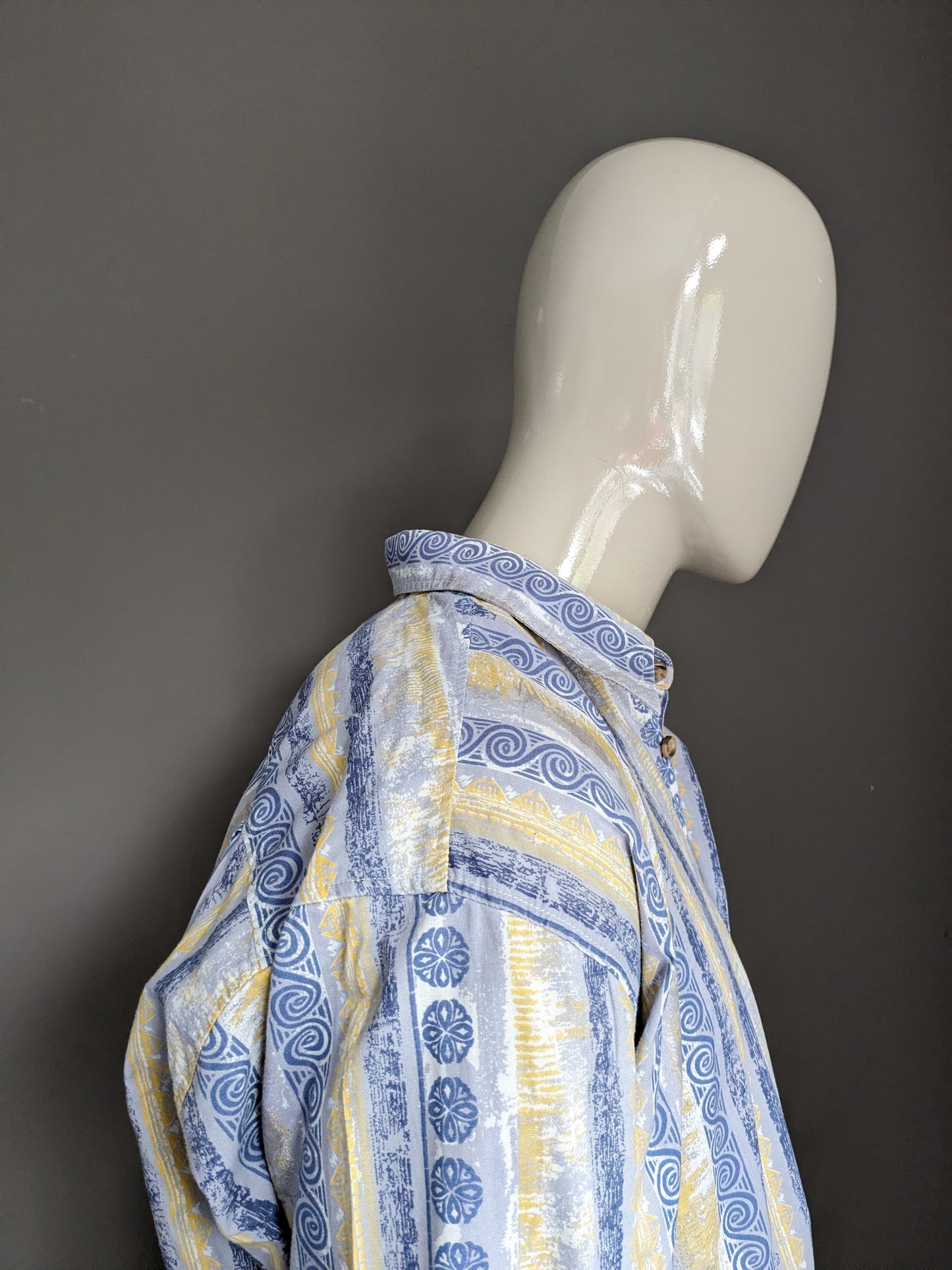 Vintage 80's overhemd. Blauw Geel Grijze print. Maat 2XL / XXL.