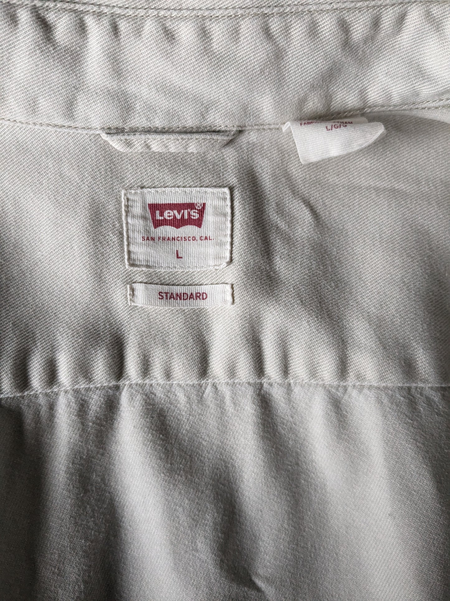 Levi's-Shirt. Beigefarben. Größe L. Standard.
