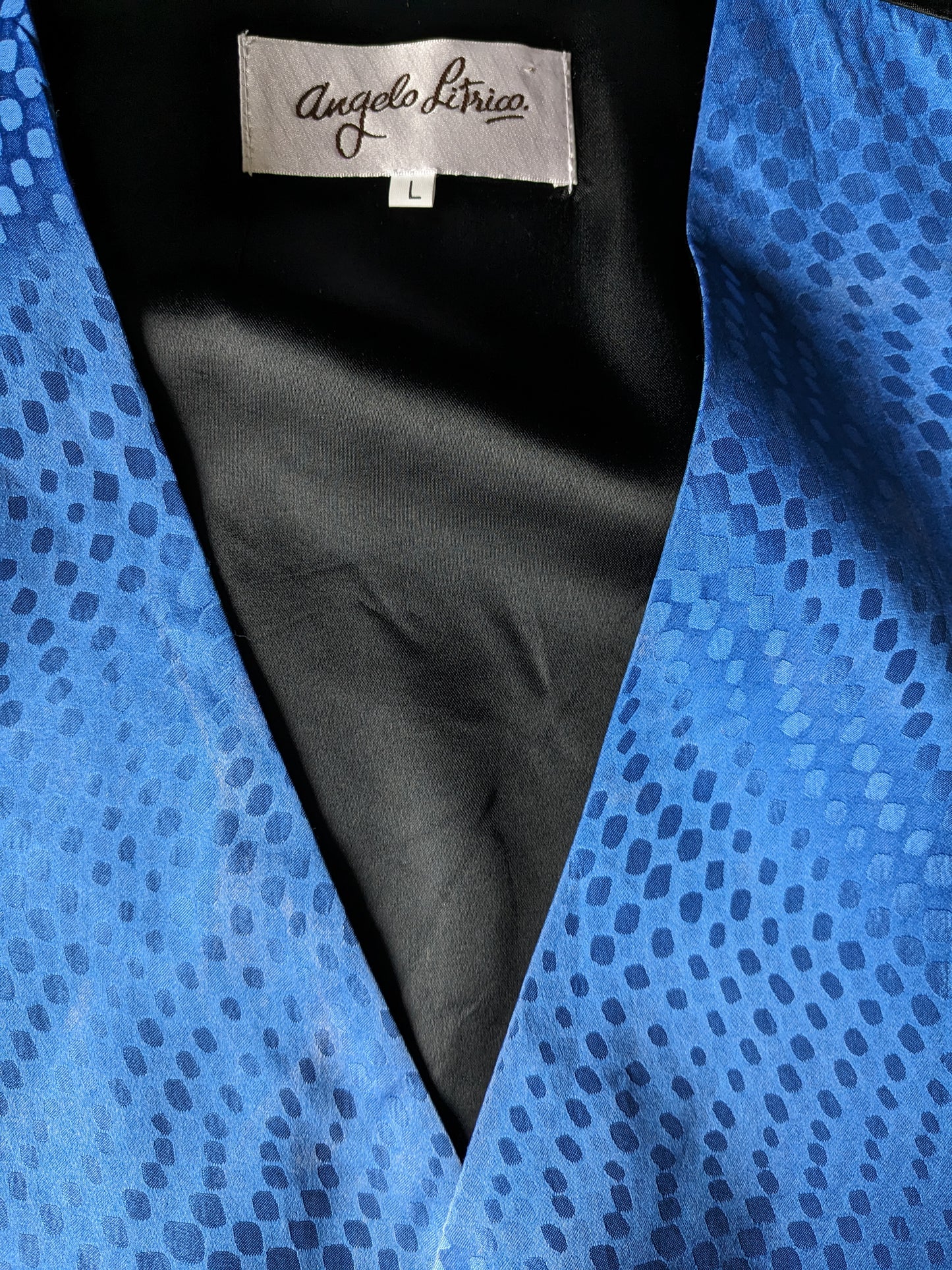 Vintage Angelo Litrico Zijden gilet. Blauw Glanzend motief. Maat L.