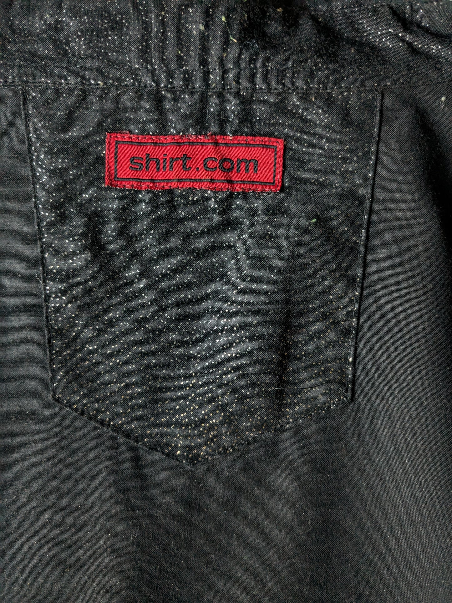 Chemise Shirt.com. Pointillés de couleur or noir. Beaux boutons. Taille XL/XXL-2XL.