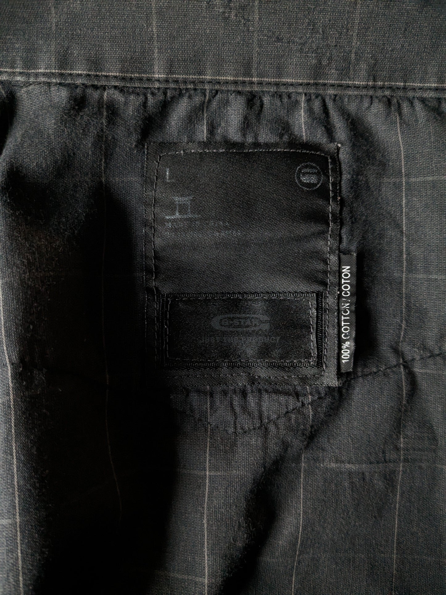 G-Star Raw shirt. With zipper and buttons. Black gray checked. Size L.