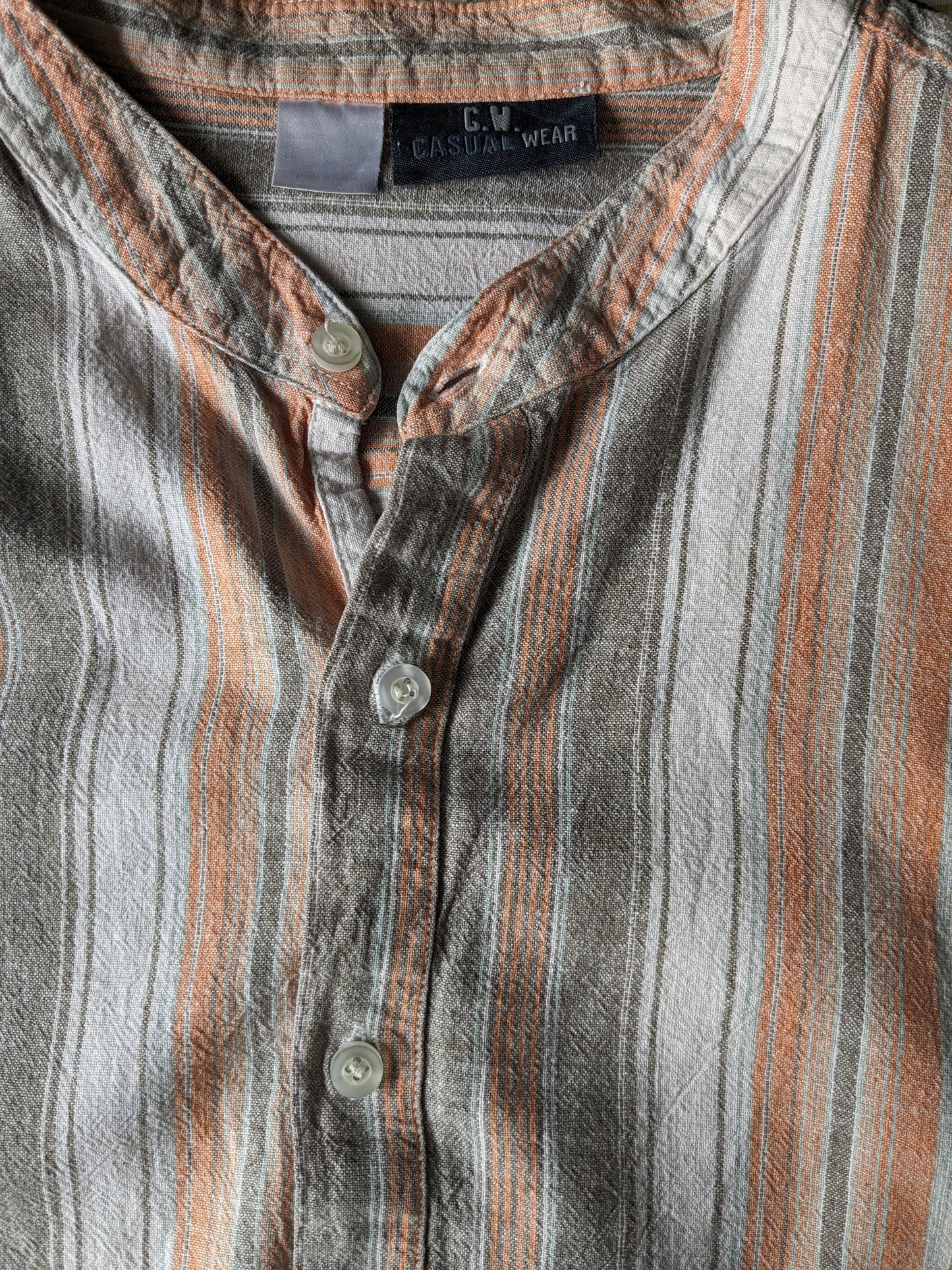 Vintage GW polo trui / overhemd met opstaande / farmers / Mao kraag. Oranje grijs gestreept. 55% linnen. Maat XXL.
