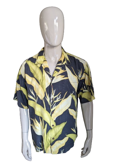 Tommy Bahama Original Silk Hawaii Shirt Short Sleeve. Yellow green black print. Size XL