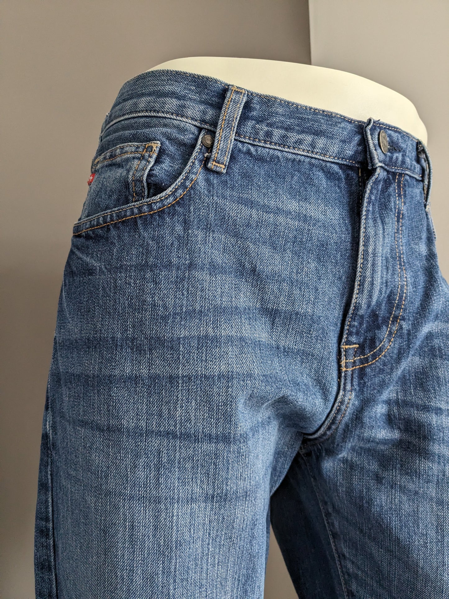 Big Star jeans. Blauw gekleurd. type Rogar. Regular fit. Maat W36 - L32.