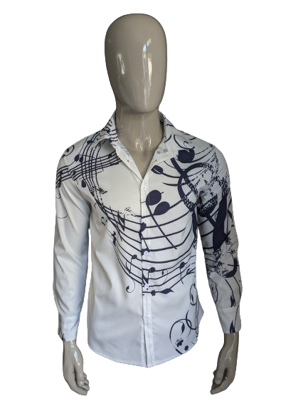 Polyester overhemd. Wit blauwe muzieknoten print. Maat M. EcoGents