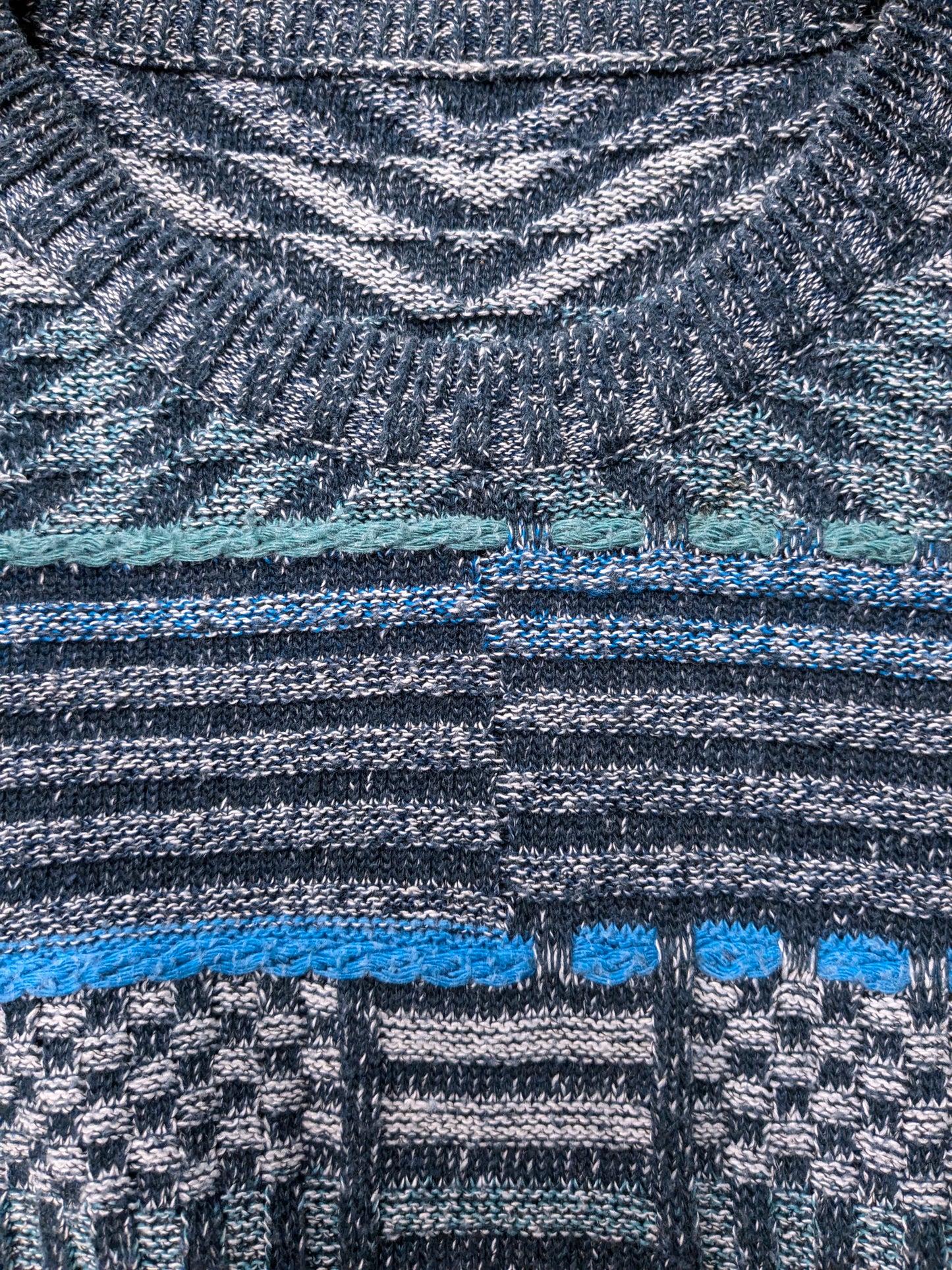 Vintage trui. Blauw Groen Grijs gekleurd. Maat XL.