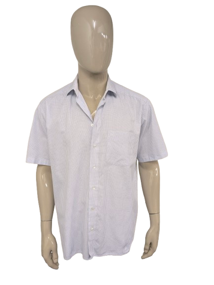 Olymp Tendenz Shirt Manga corta. Blanco azul a cuadros. El tamaño 42 / L. es espacioso.