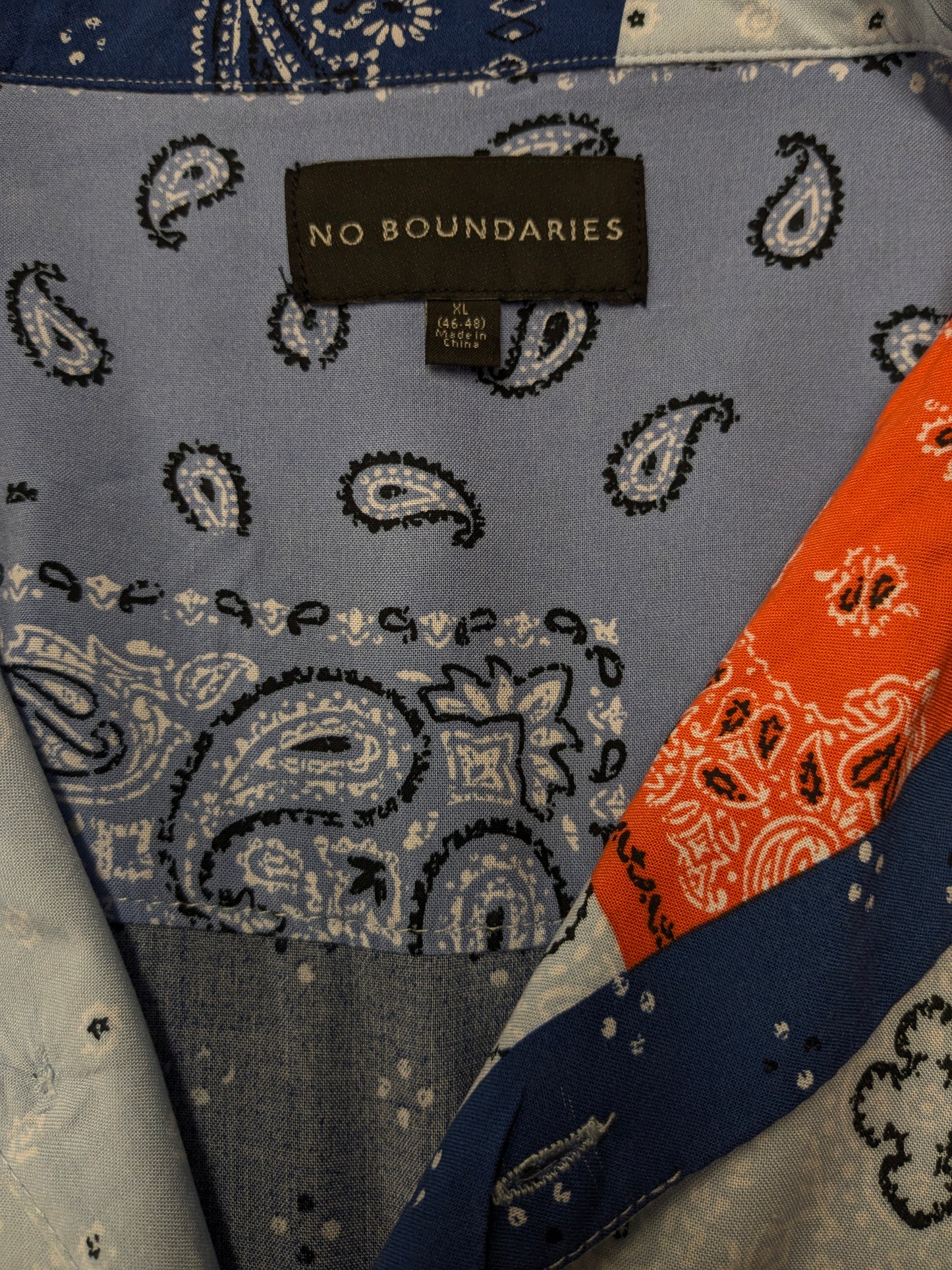 No boundries shirt short sleeve. Blue Orange Print. Size XL.