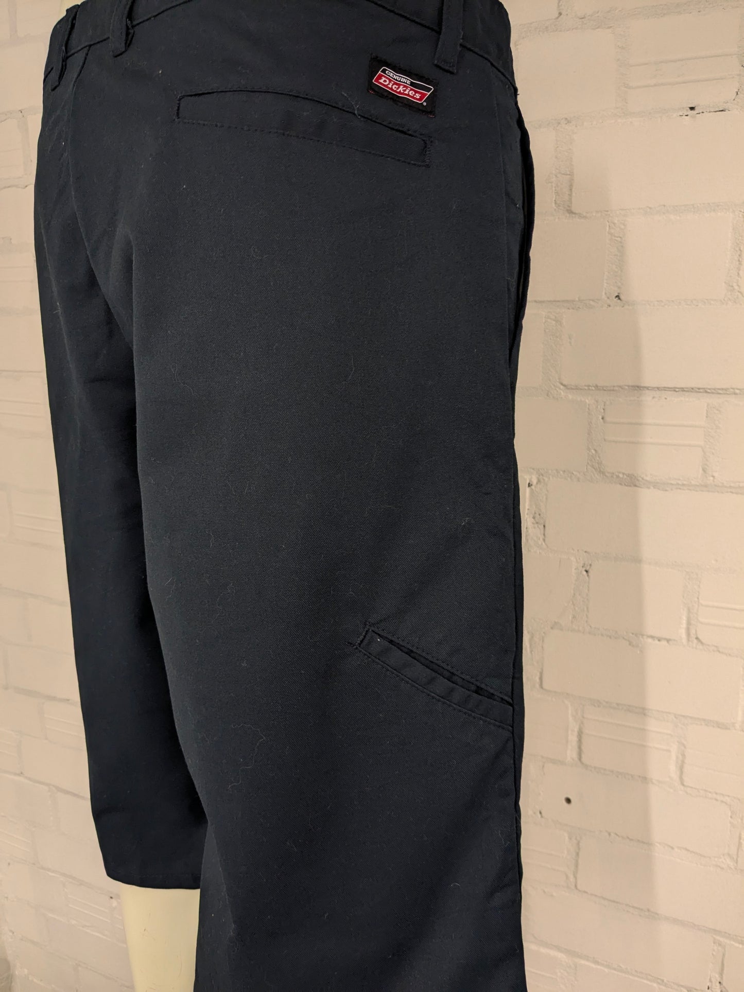 Dickies shorts. Dark blue colored. Size W40.