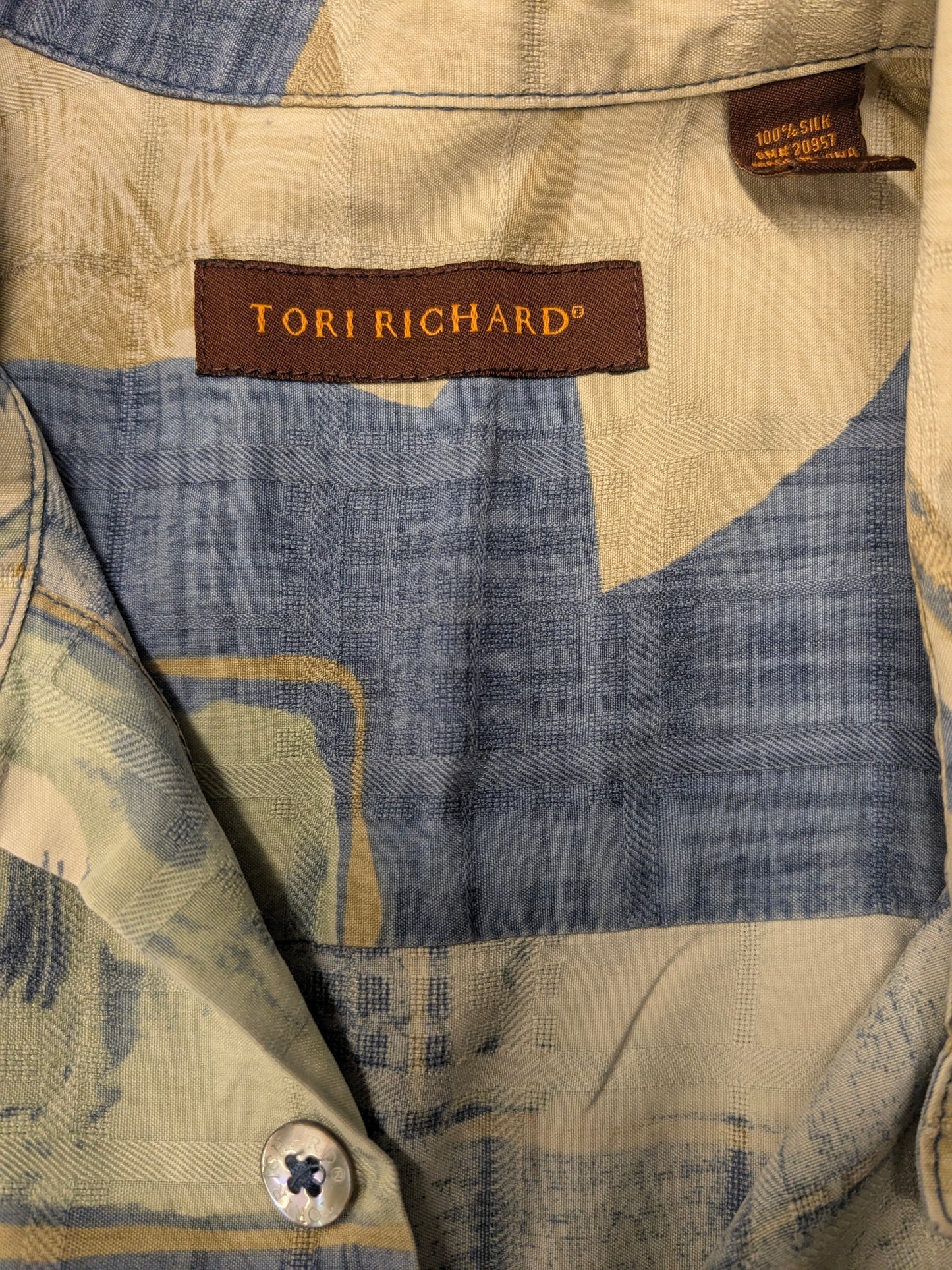 Tori Richard Silk Shirt Casta corta. Stampa verde blu beige. Taglia L / XL.