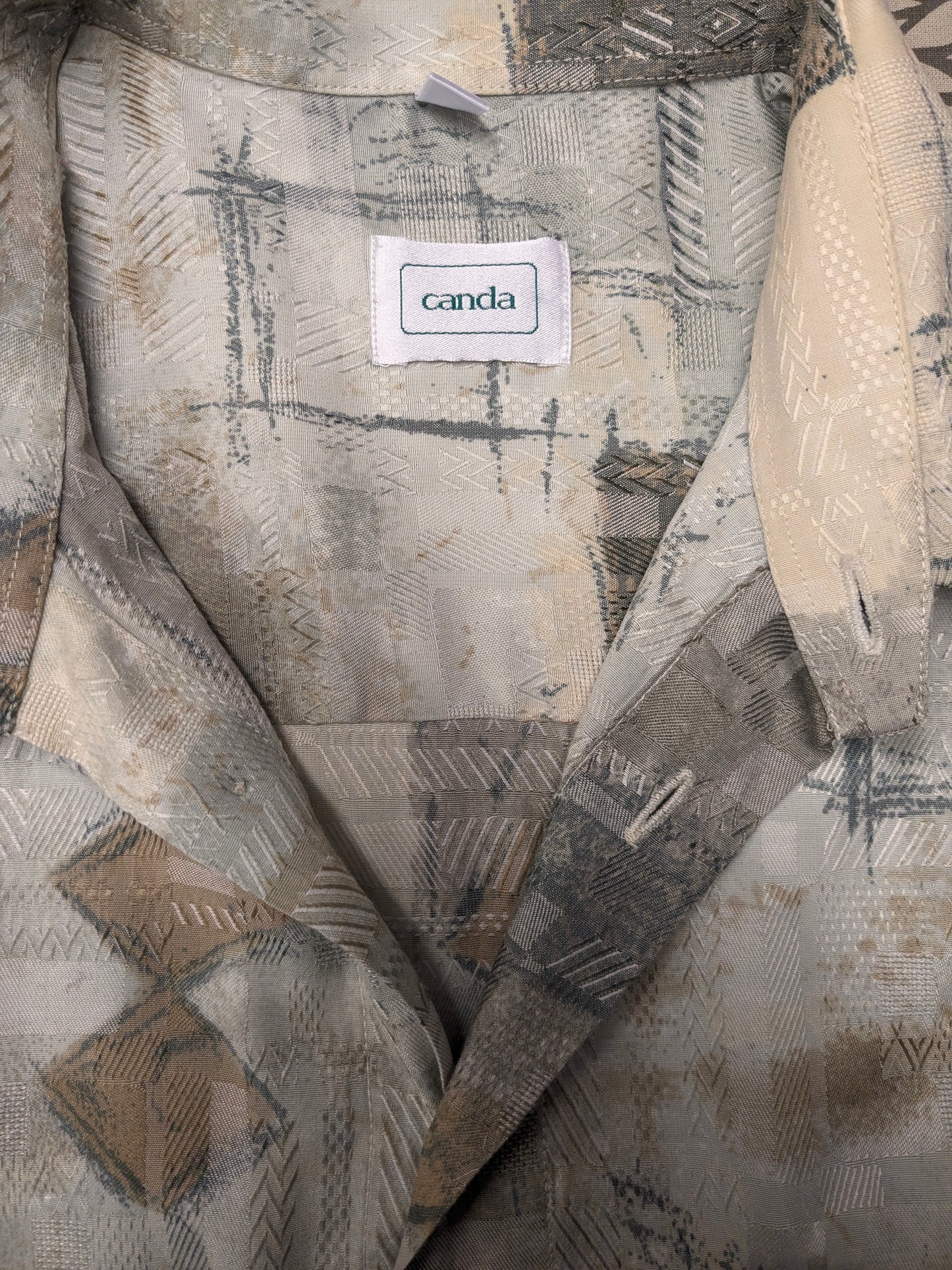 Canda a manica corta vintage 80-90. Stampa marrone beige verde. Taglia XL.