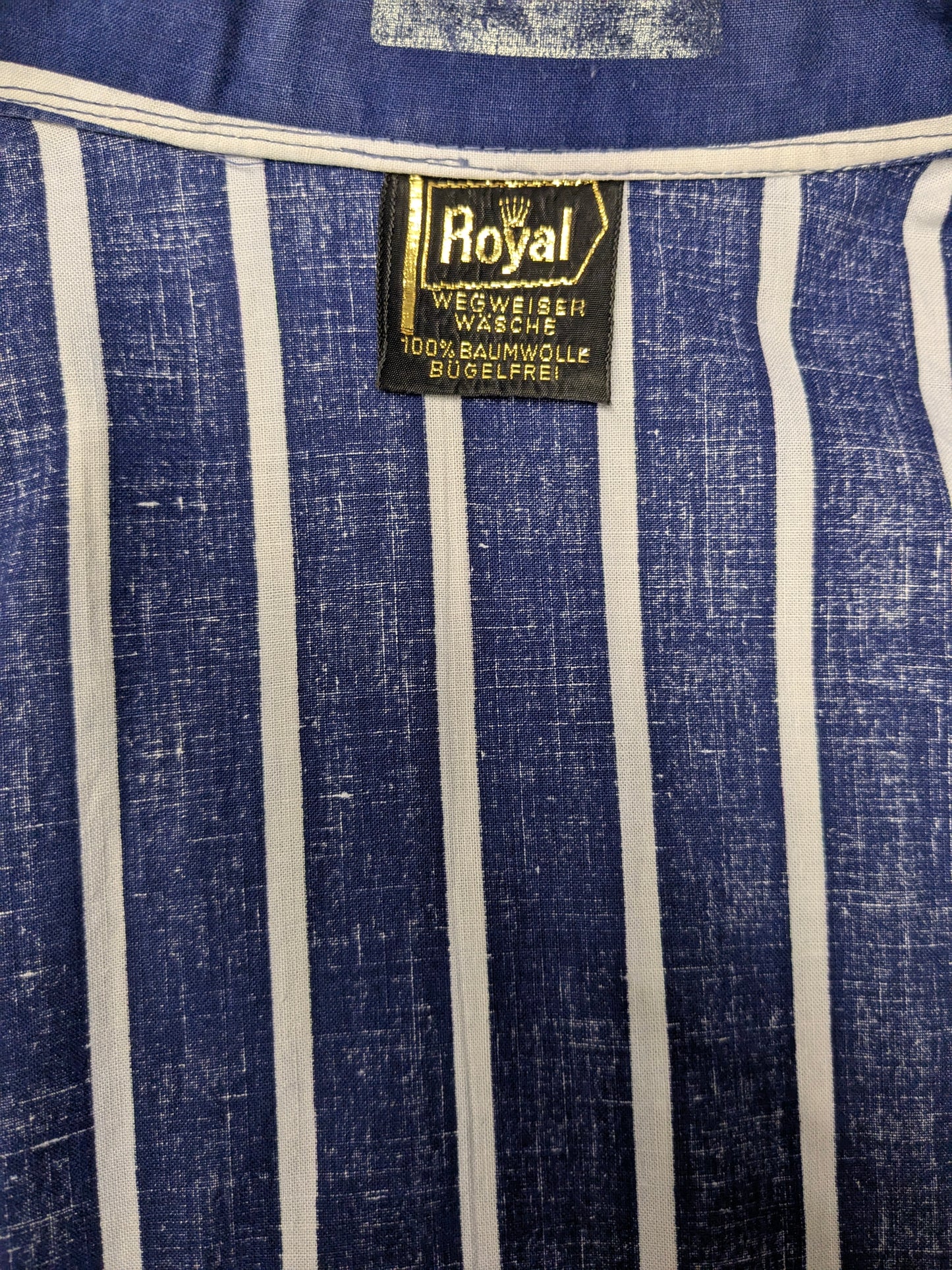 Vintage 70er Jahre mit Punktkragen. Blau weiß gestreift. Größe M.