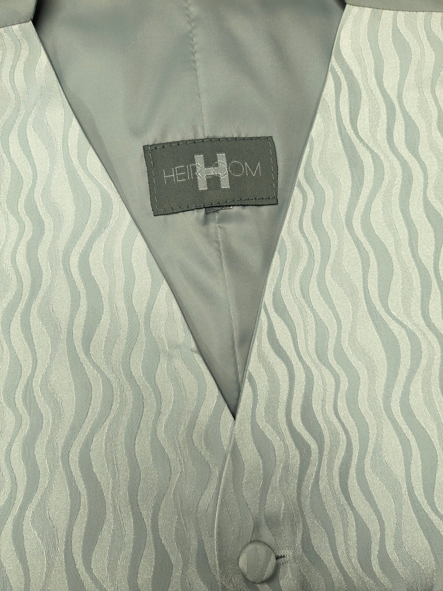 Heirloom gilet. Wit Grijs golvend strepen motief. Maat L.