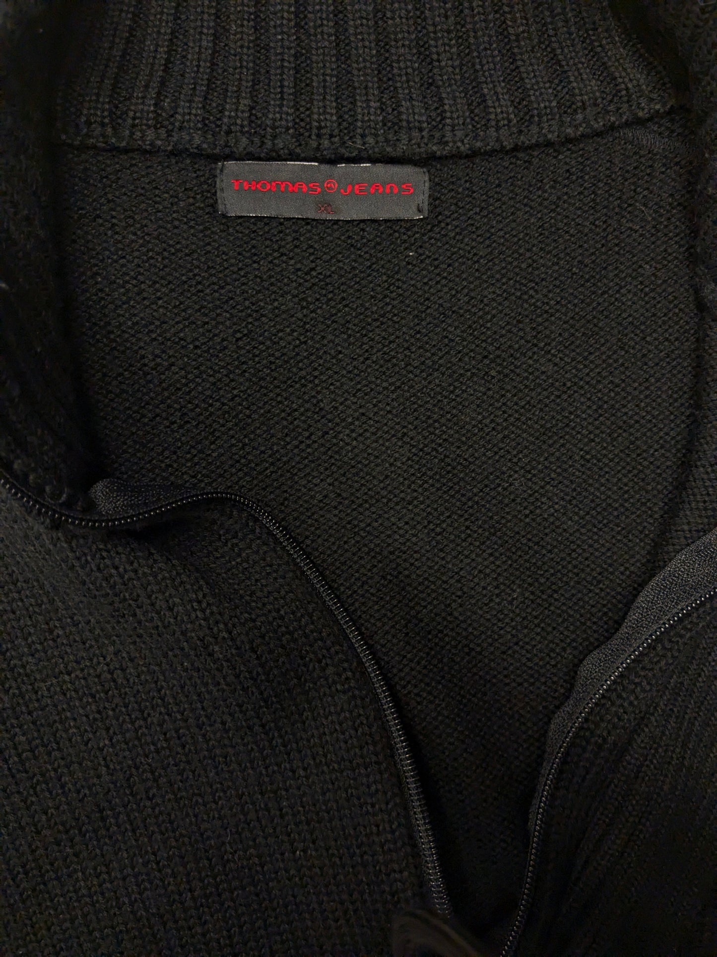 Thomas Jeans vest. Colored black. Size L.