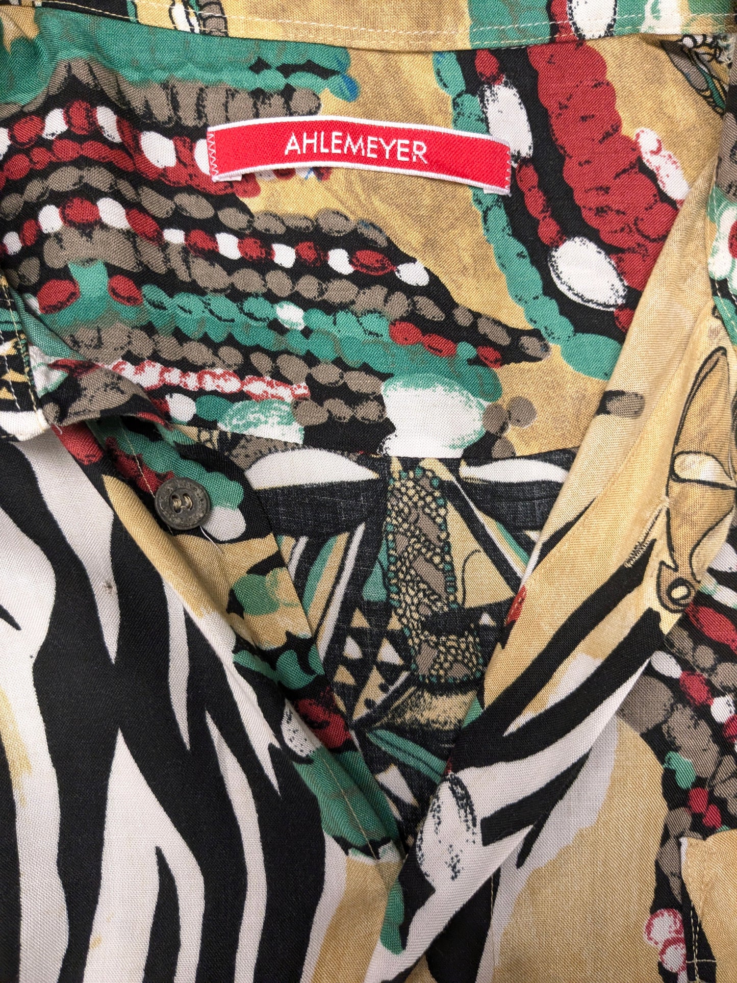 Vintage 80's / 90's Ahlemeyer overhemd korte mouw. Rood Groen Gele tribal print. Maat 2XL / XXL.