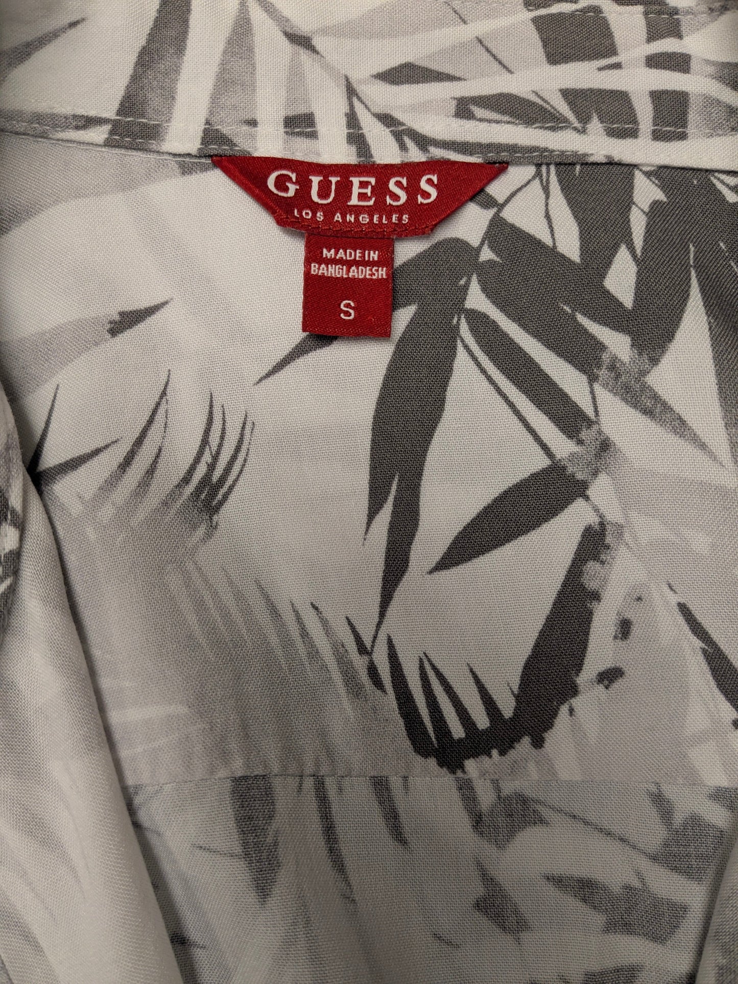 Guess overhemd korte mouw. Wit Grijs planten print. Maat S.