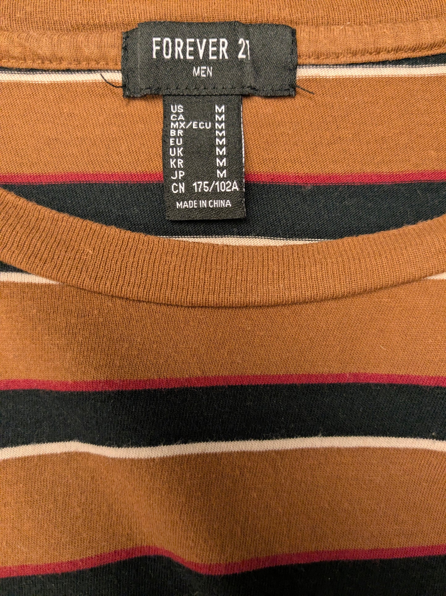 Forever21 shirt. Bruin Zwart Rood gestreept. Maat M.