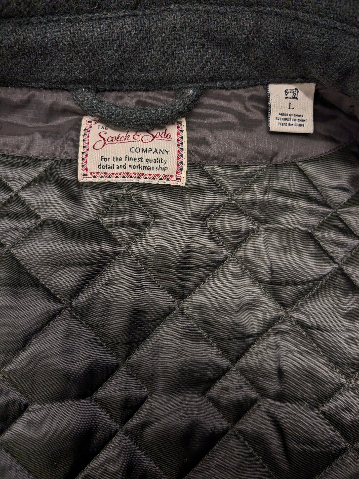 Scotch & Soda licht gevoerde tussen jas met knopen. Groen motief. Maat L.