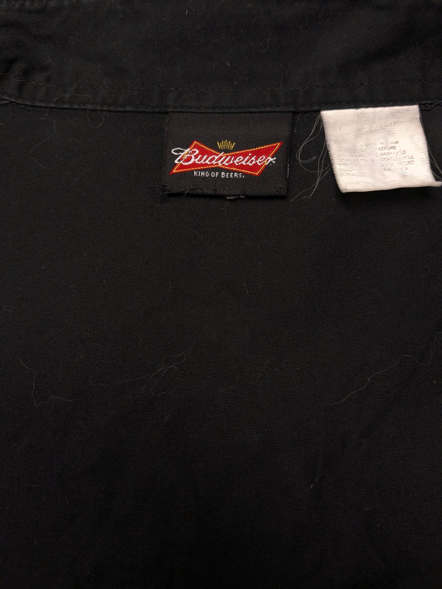 Budweiser overhemd. Zwart gekleurd. Maat XL.