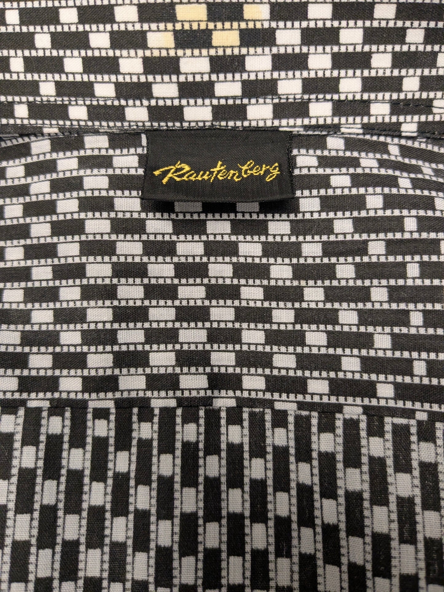 Vintage 70'sRauterberg overhemd met puntkraag. Zwart Witte print. Maat M.
