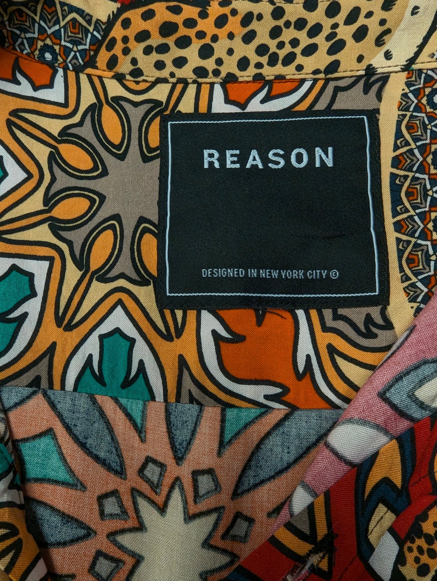 Reason overhemd korte mouw. Rood Geel Groen Oranje Tijger print. Maat XL.