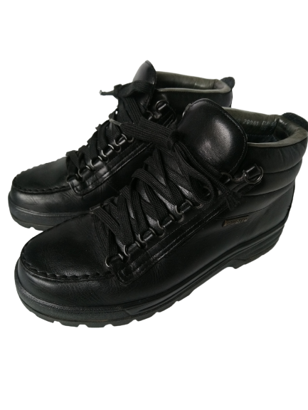 Mephisto Trampolins leren veter boots. Zwart gekleurd. Maat 40.