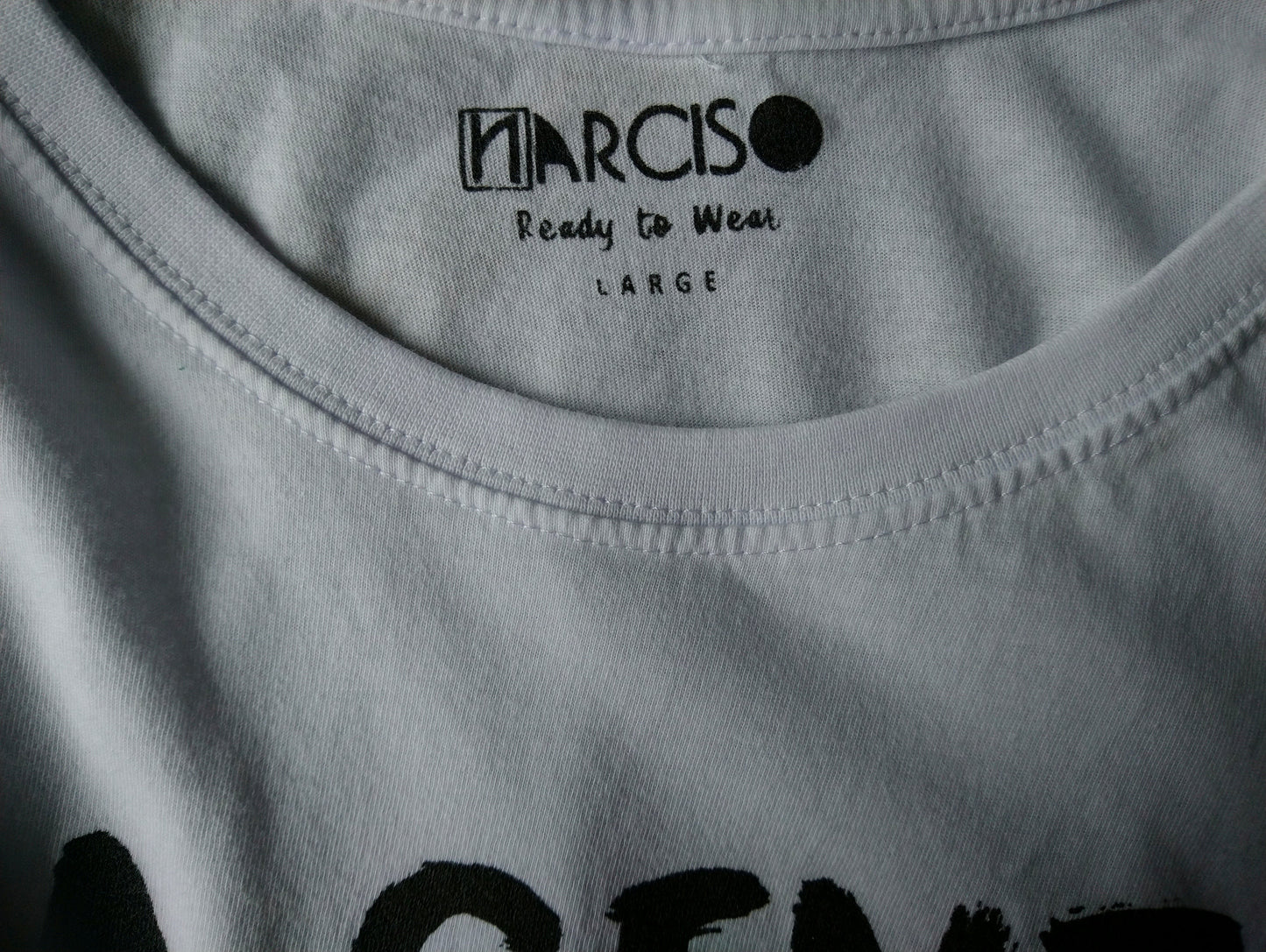 Narciso ready to wear shirt. Wit met opdruk. Maat L.