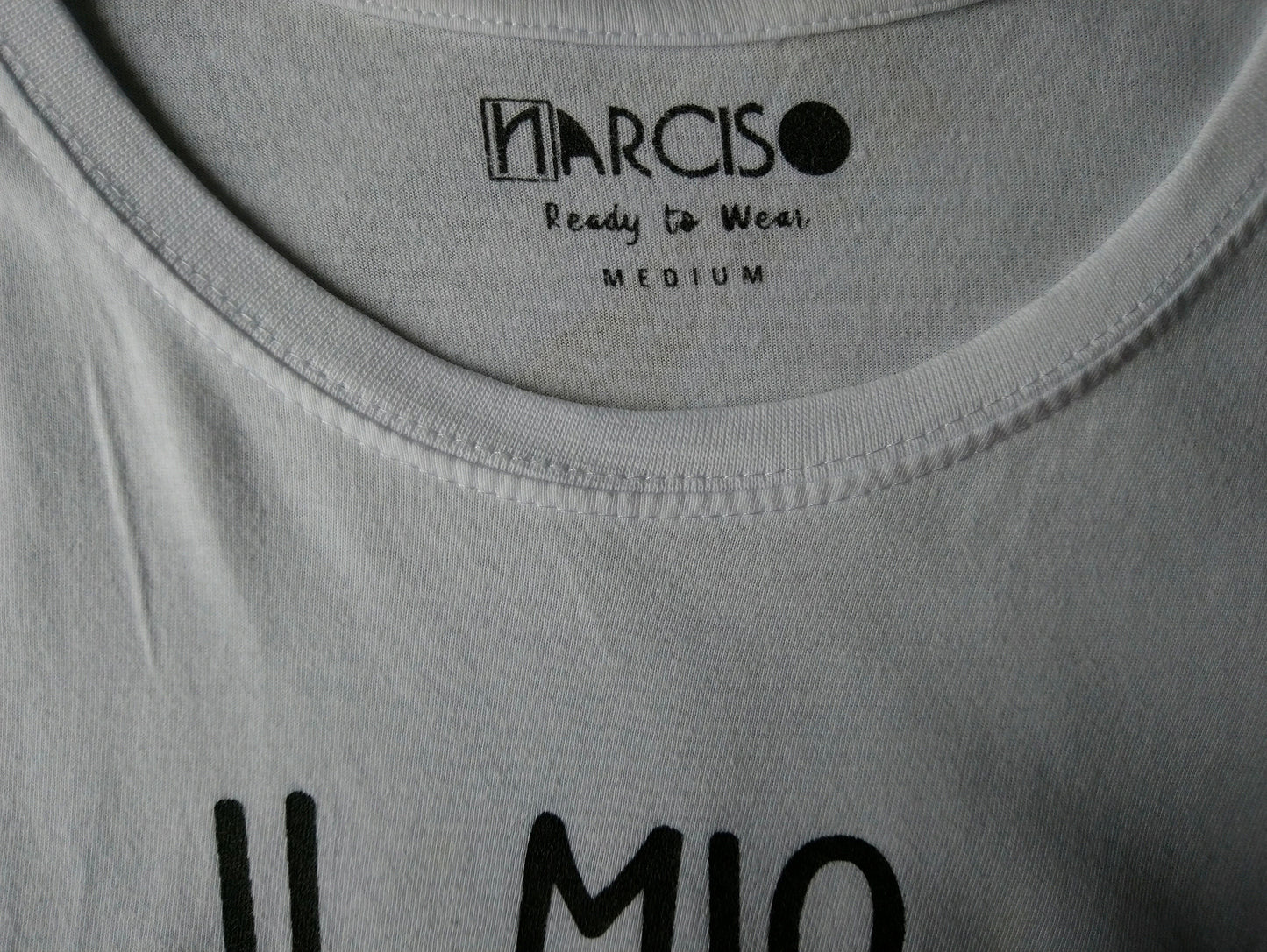 Narciso ready to wear shirt. Wit met opdruk. Maat M.