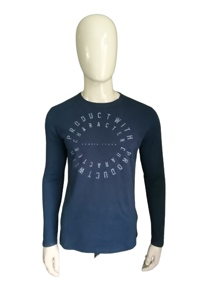 Garcia Longsleeve. Dark blue with print. Size L M