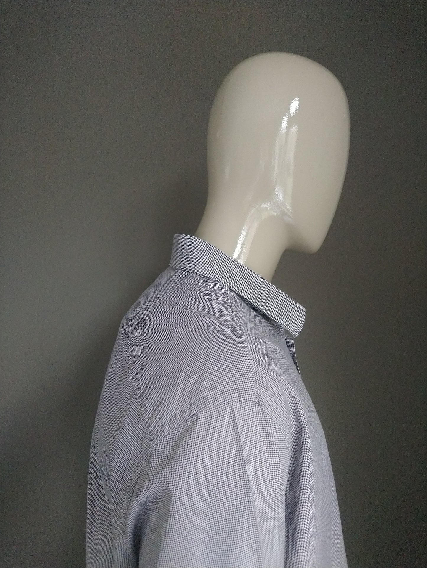 Jasper Conran shirt. Blue brown white motif. Size XXL