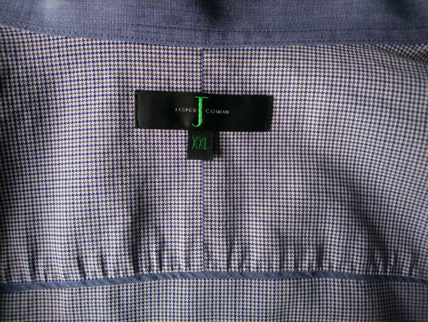 Jasper Conran shirt. Blue brown white motif. Size XXL