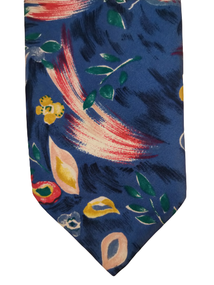 Marks & Spencer Silk Tie. Beau motif de fleurs.