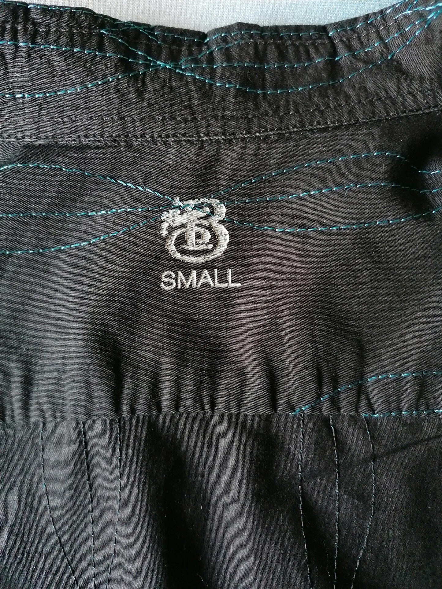 Burton overhemd. Zwart met blauwe stiksels. Maat S. - EcoGents