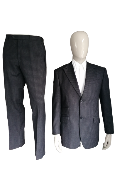 Costume de laine LIV. Gris foncé / brun rayé. Taille 52