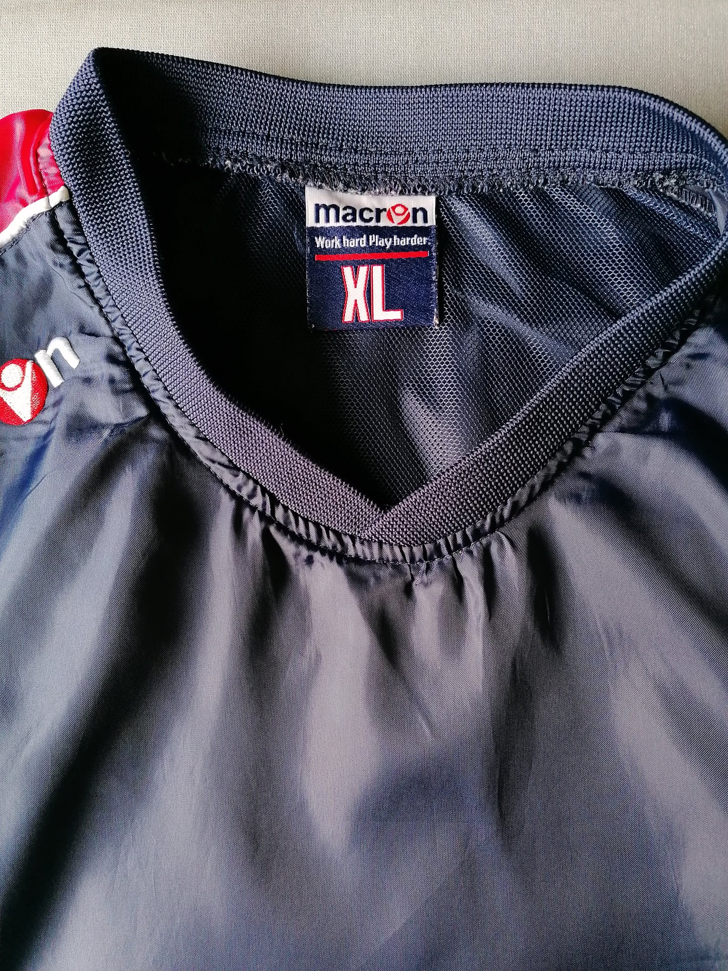 Weinlese-Polyester-Macron-Sportpullover. Dunkelblau. Größe XL.