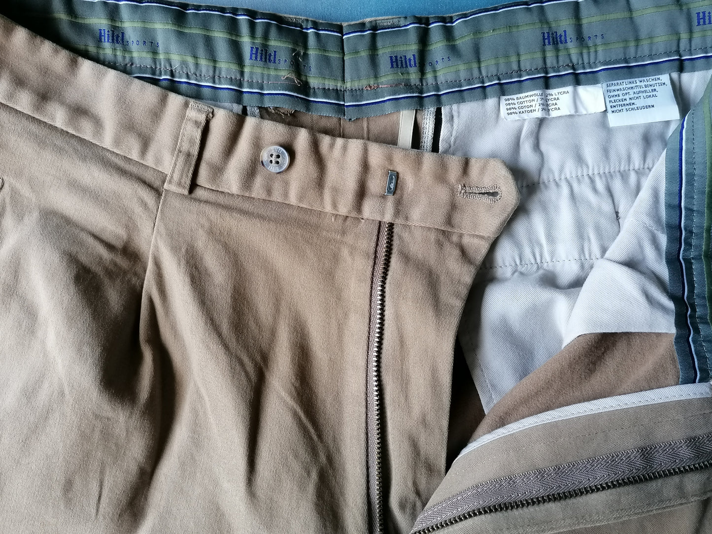 Hiltl Hose. Beige gefärbt. Größe 52 / l