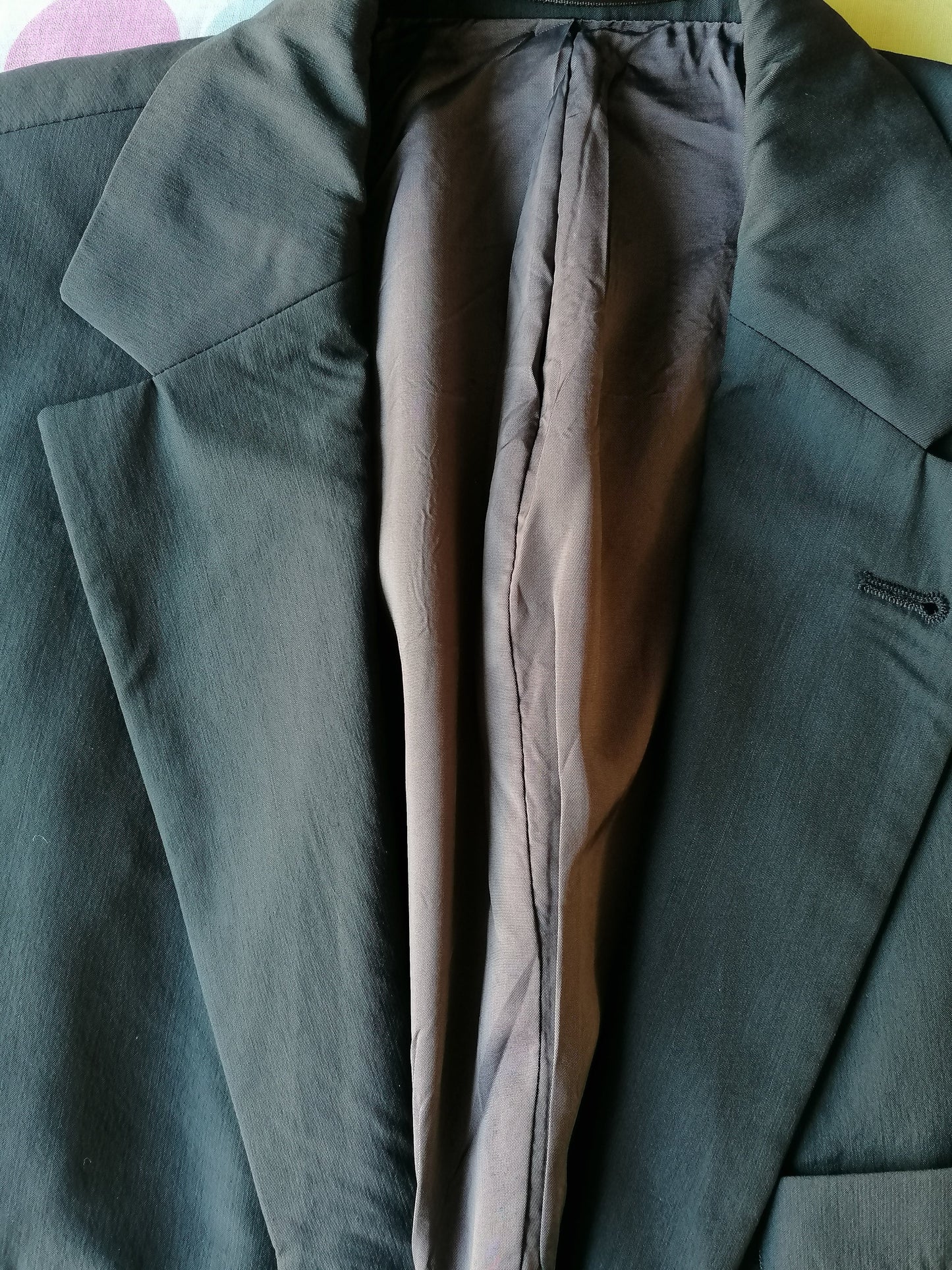 Vintage Hugo Boss Colbert. Donker Groen gekleurd, licht glanzend. Maat 50 / M. Stretch