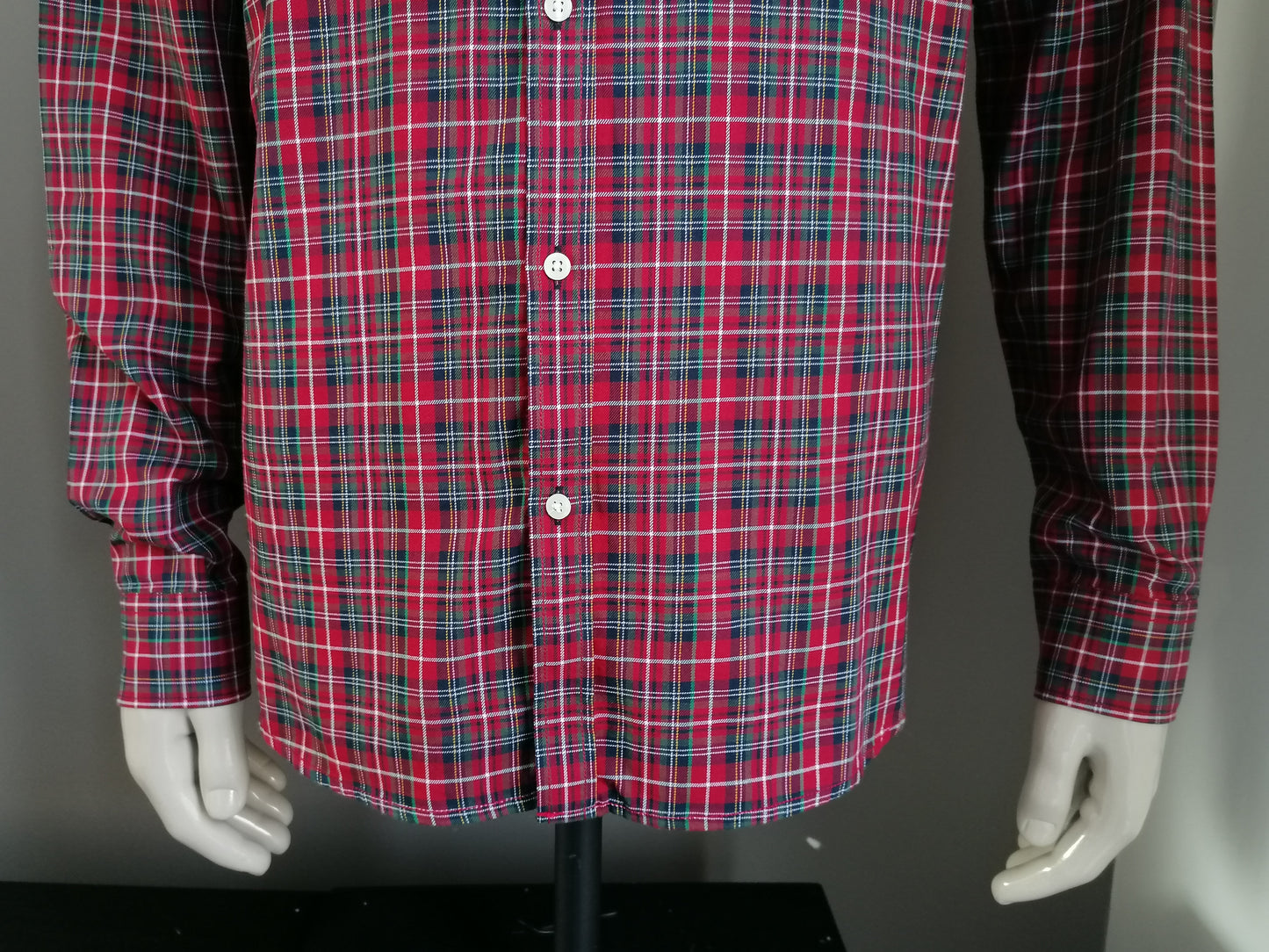 Nous chemise de mode. Vert jaune vert rouge. Taille xl.