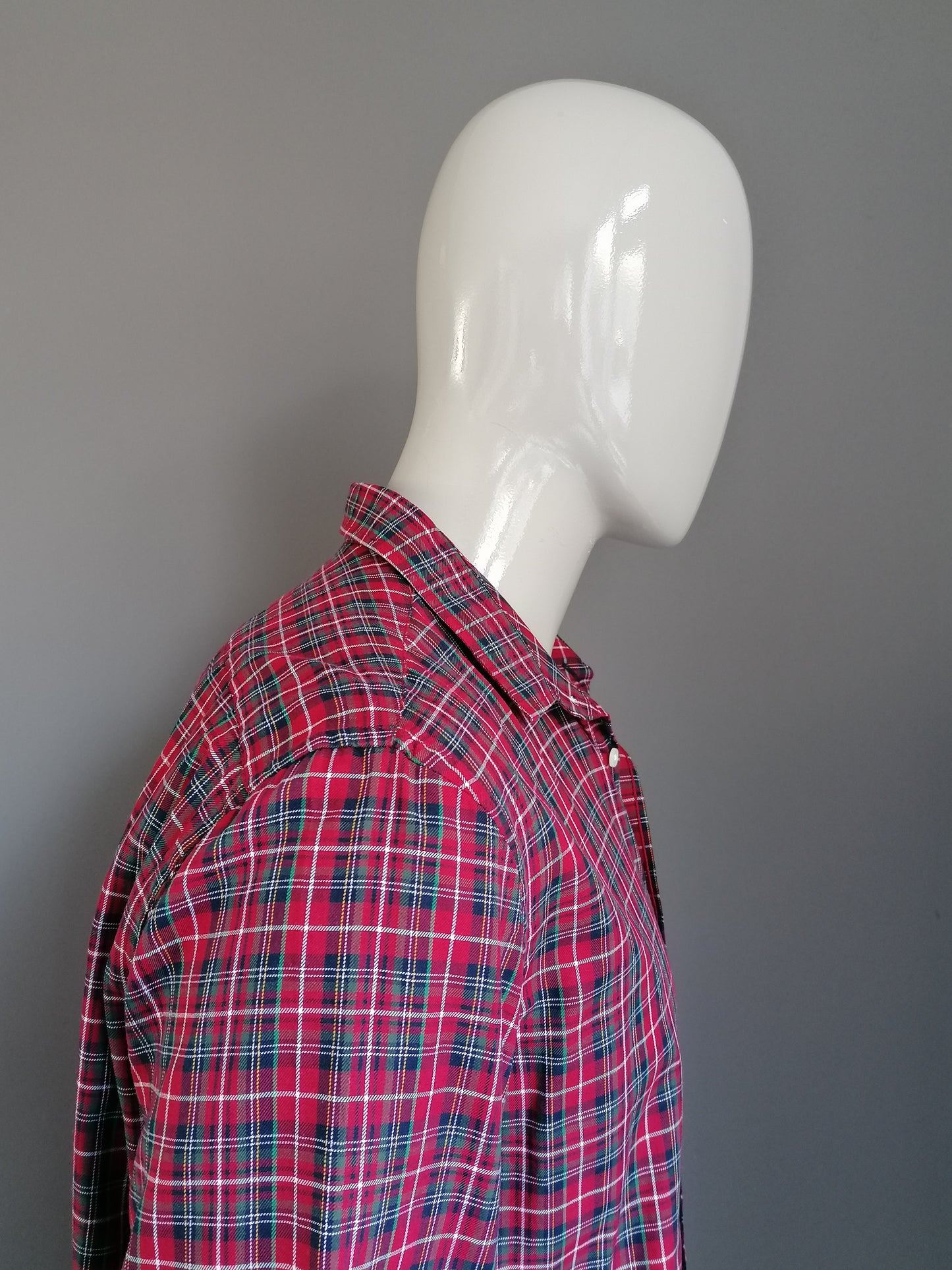 Nous chemise de mode. Vert jaune vert rouge. Taille xl.