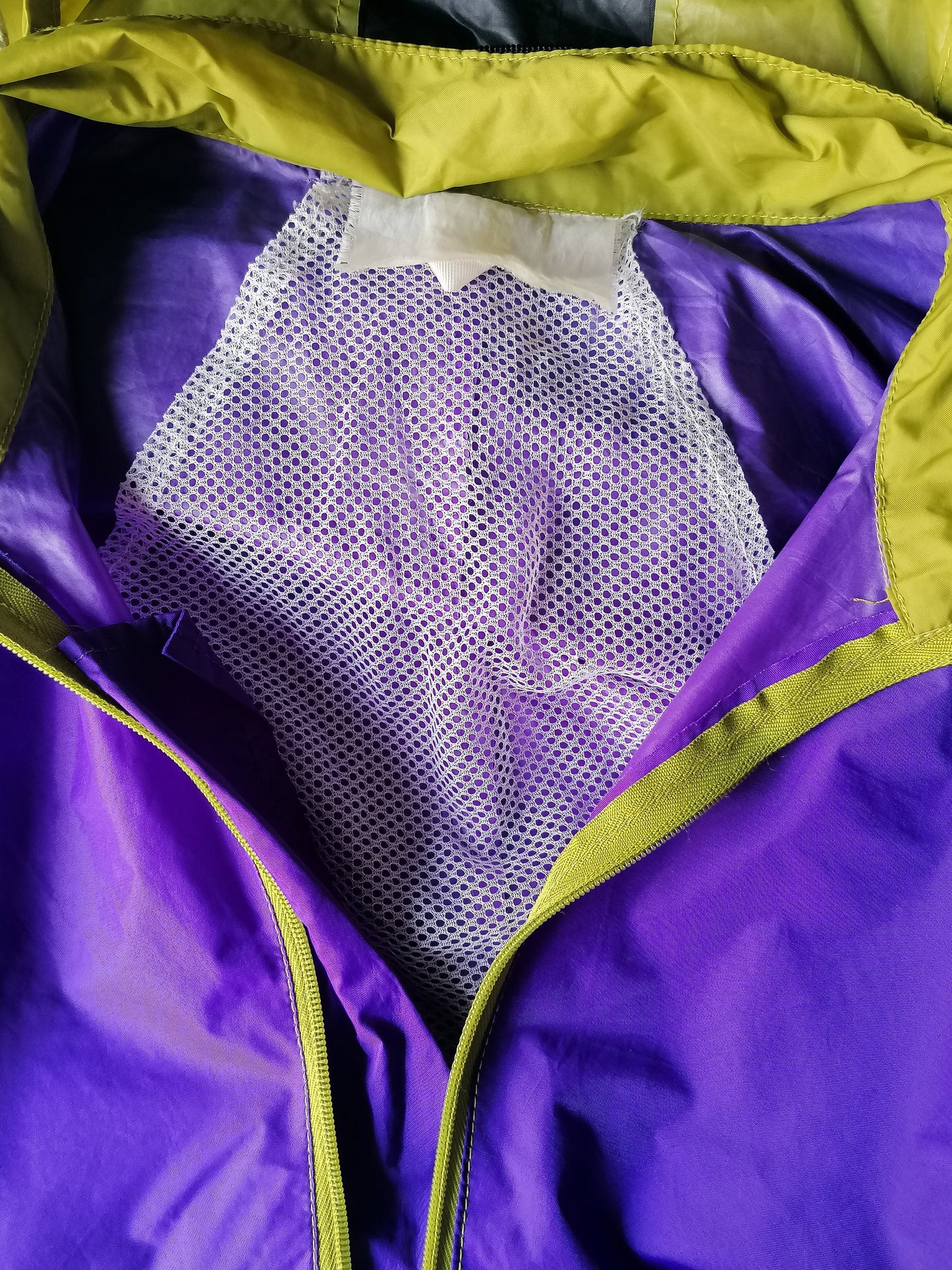 Vintage Retro Sport Sweater / Wind Jack. Purple green black. Size XXL / 2XL