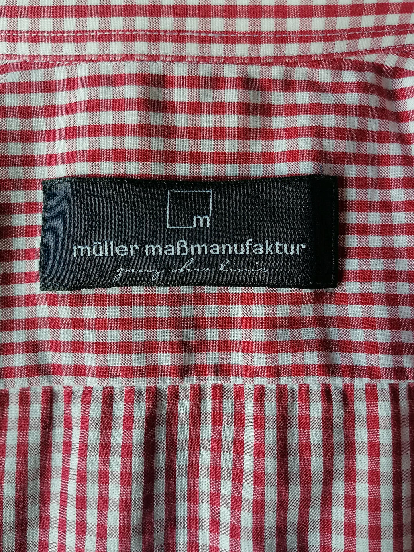 Camisa de Müller Maßmanufaktur. Red blanco a cuadros. Tamaño xl. "FJ"