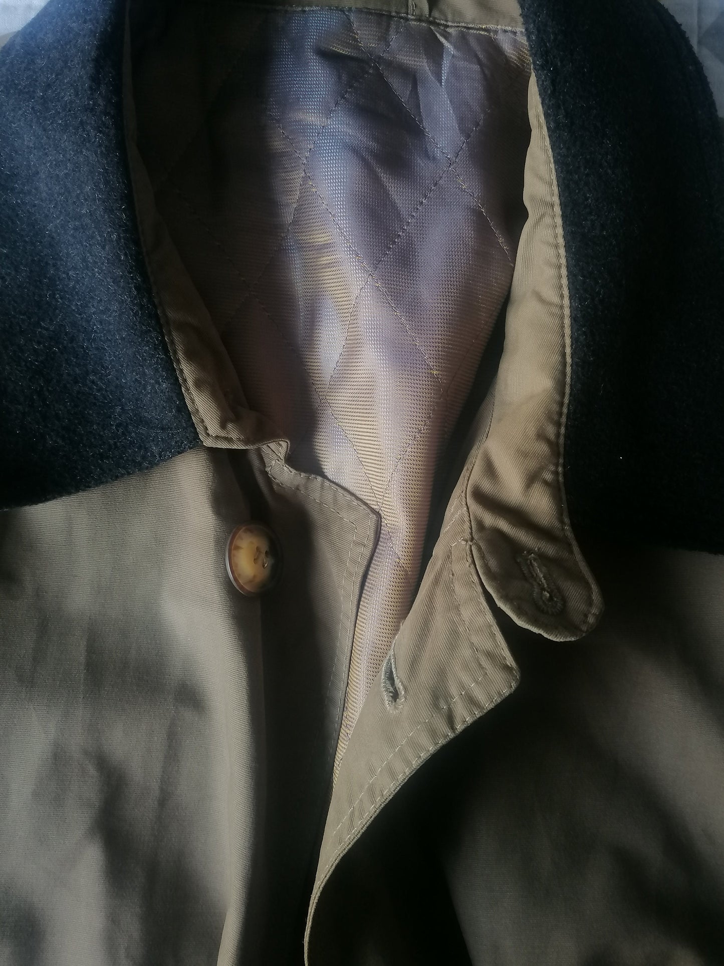 Vintage Mario Brigotti Halflange Jas. Kaki gekleurd. Maat L / 52.