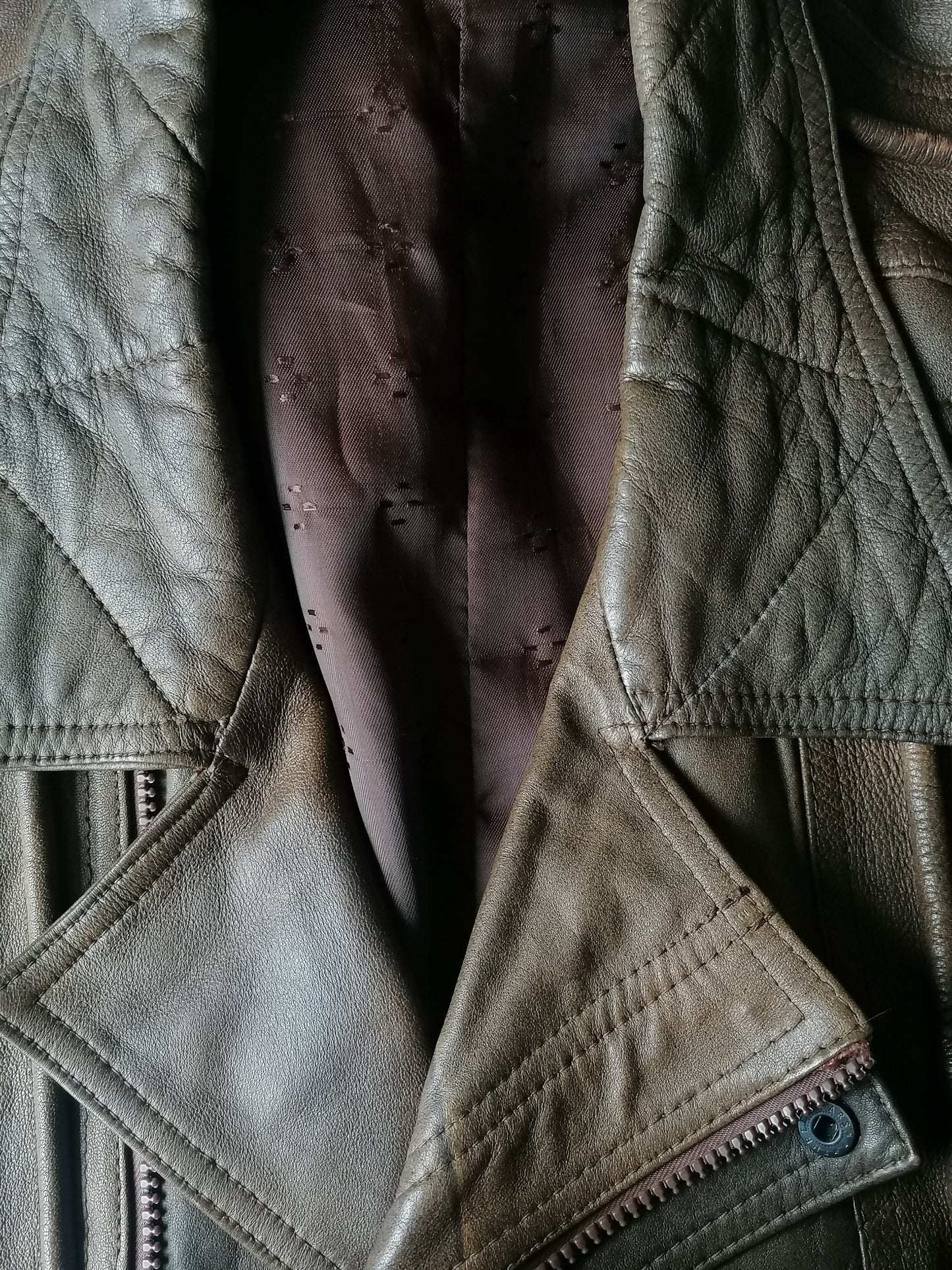 Vintage Leder Körperwärmer. Braun gefärbt. Größe xxxl / 3xl. 1 innere Tasche.