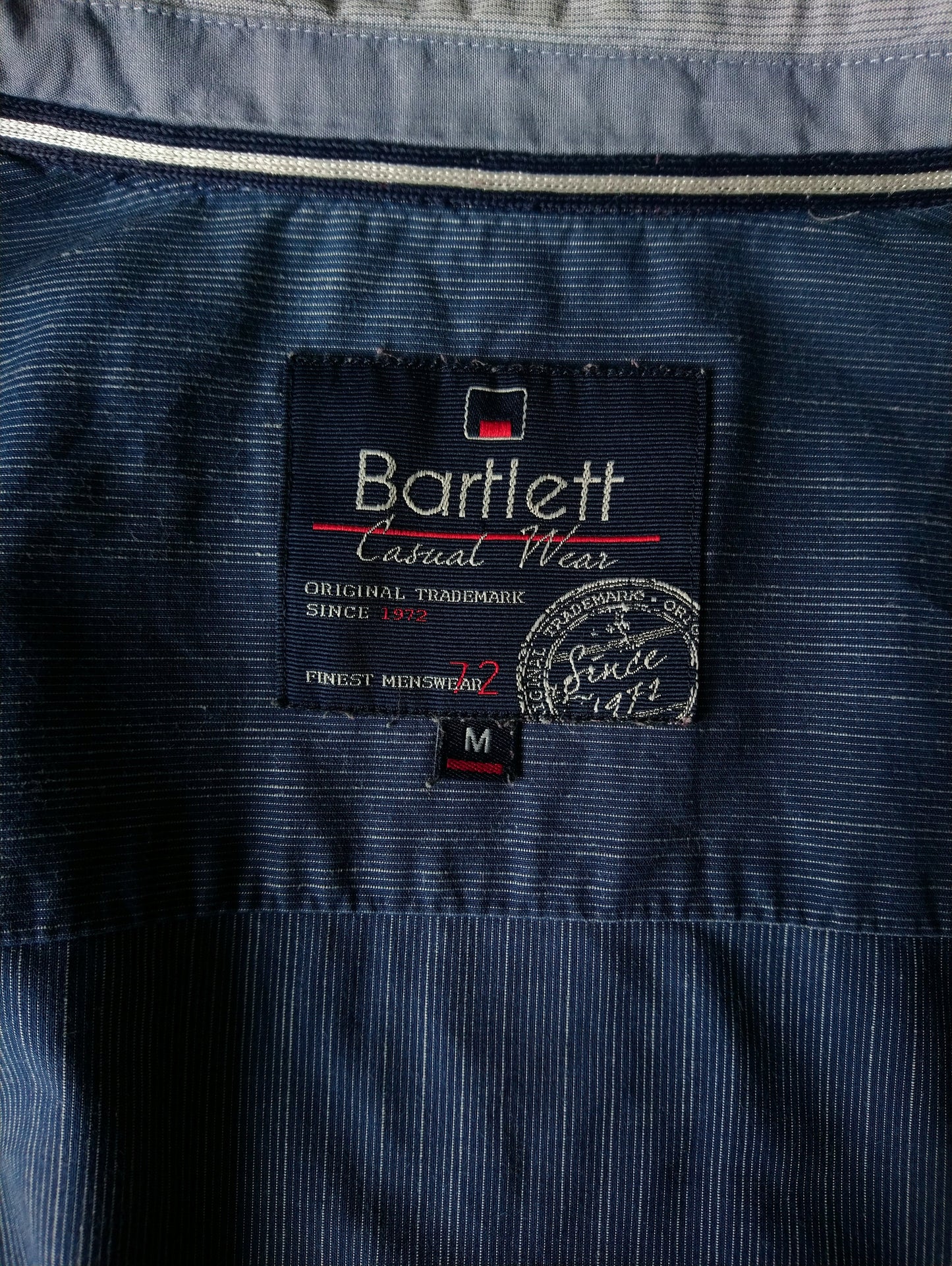 Bartlett shirt. Blue striped. Size M.