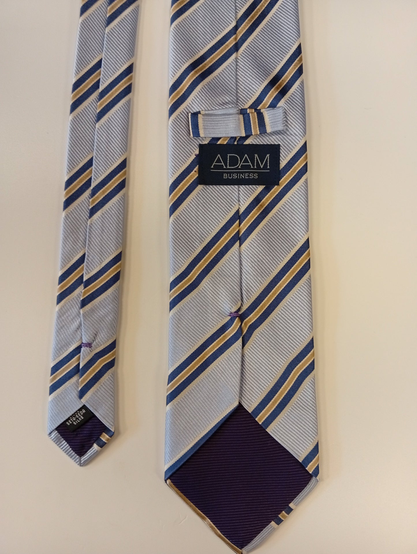 Cravatta in seta – grigia con righe – look business – Adam Business