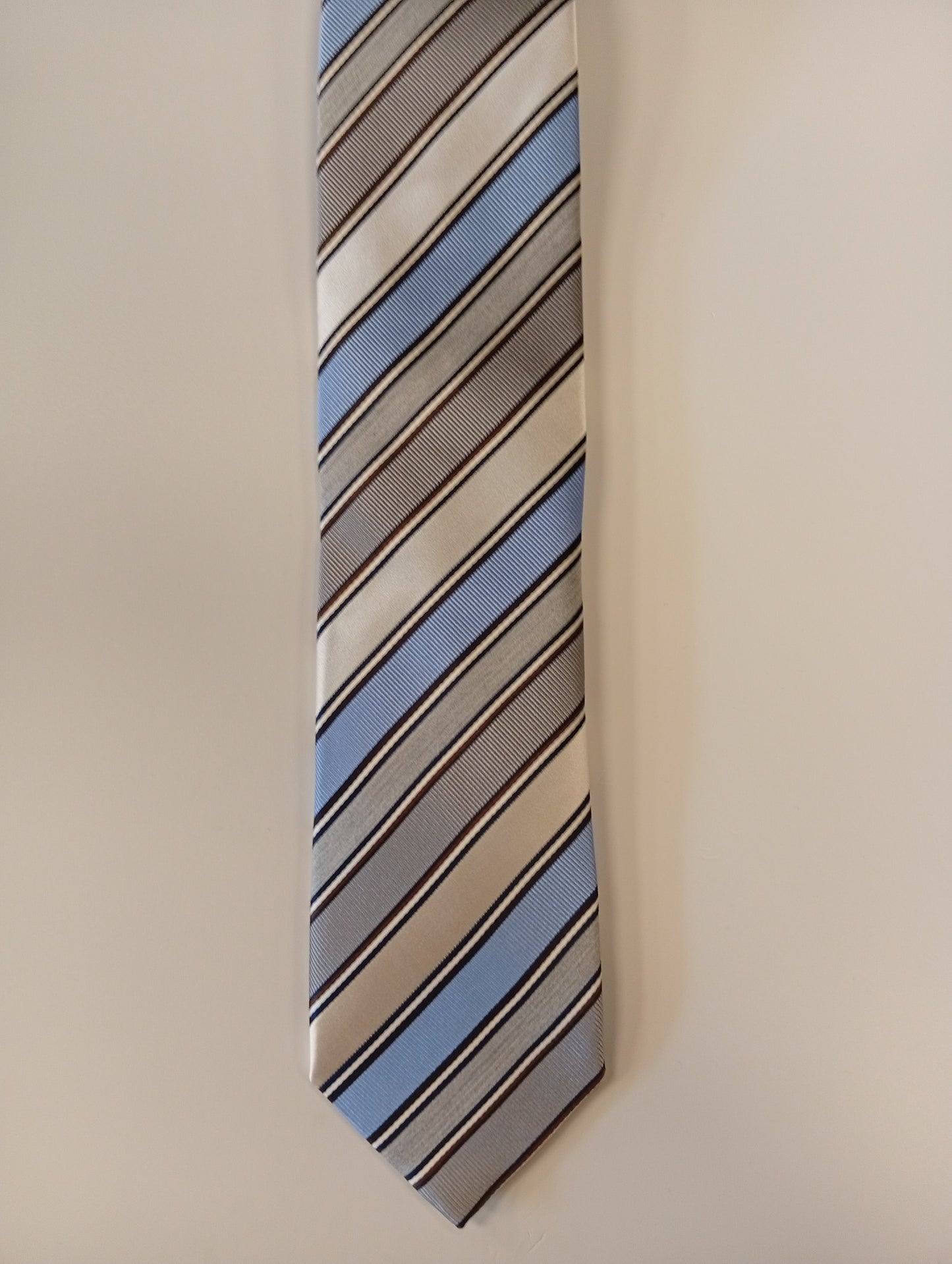 Corbata de seda italiana – raya sutil – estilo atemporal – Profuomo
