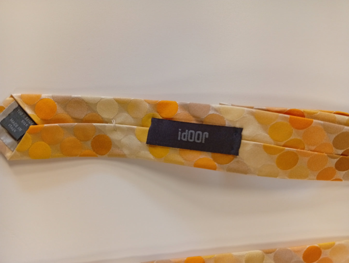 Vintage silk tie – yellow with pattern – distinct, stylish look – JOOP!