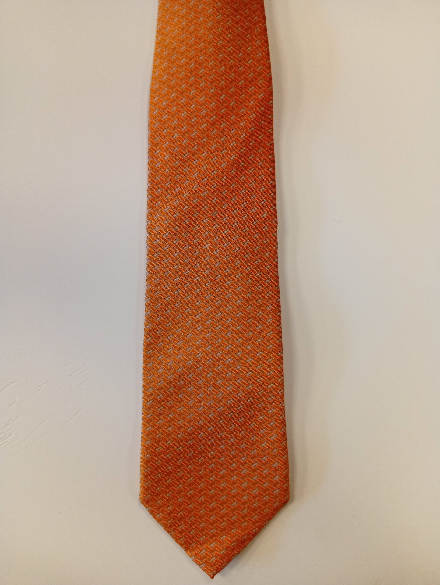 Corbata de seda italiana – naranja cálido – estilo potente y lujoso – Ermenegildo Zegna
